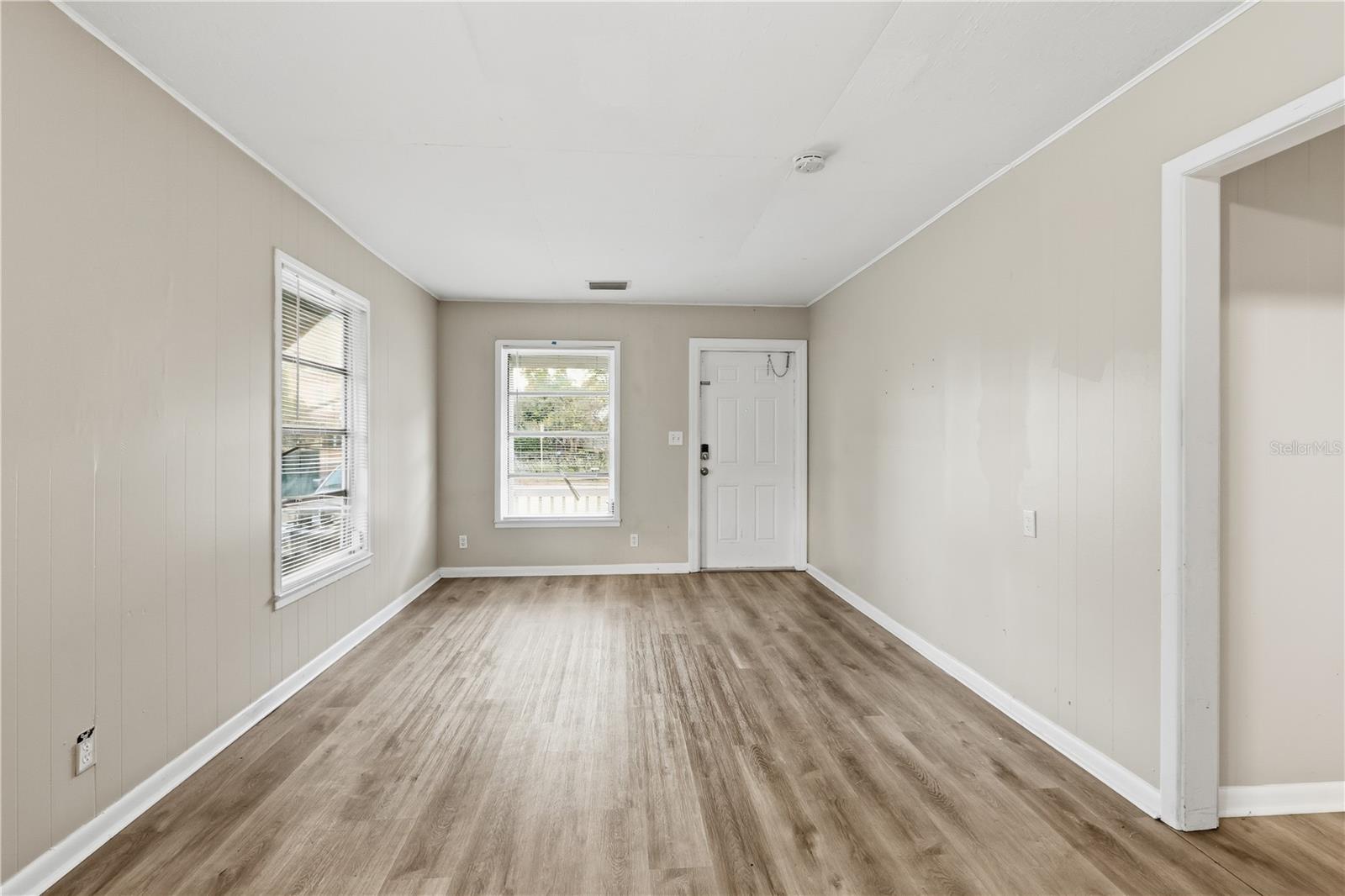 726 FOREST HILL BOULEVARD