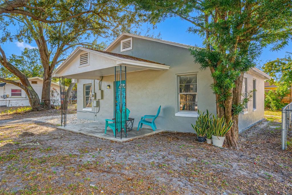 Photo of 1918 Macomber Avenue, Clearwater, FL 33755 (MLS # TB8463884)