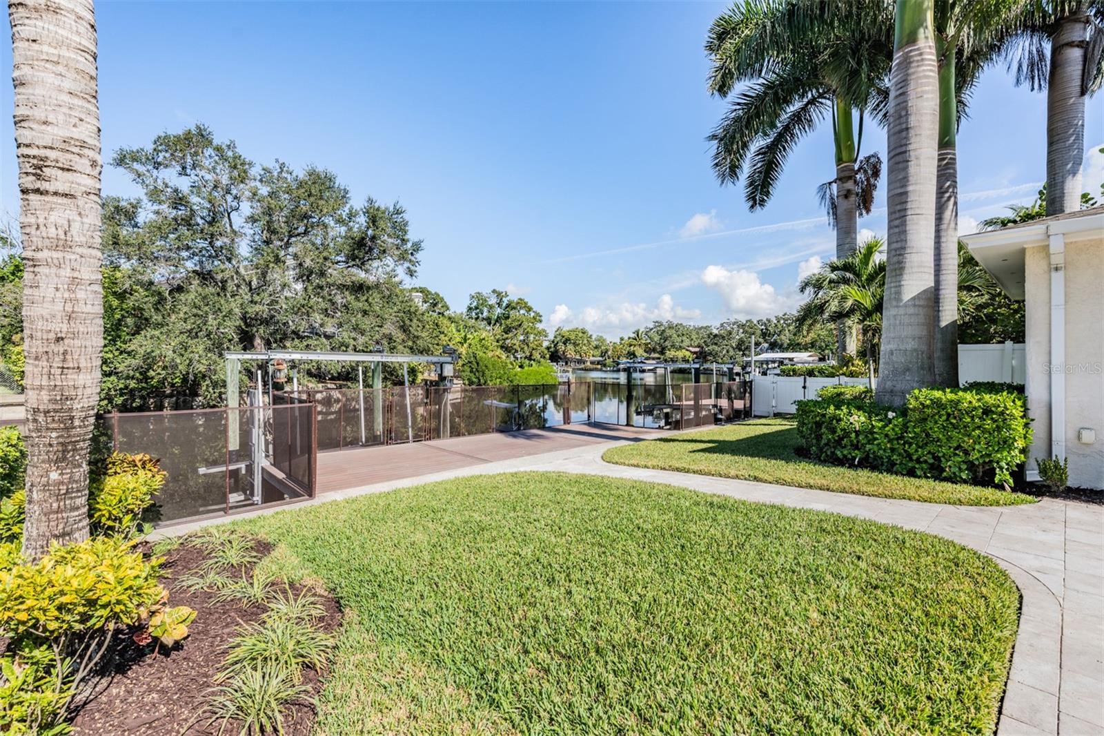 DAVIS ISLANDS PB10 PG52 TO 57 - Residential Lease