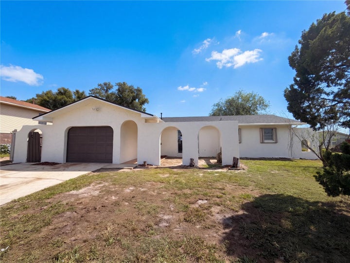 Photo 1 of 18 — 1170 N 11TH STREET, EAGLE LAKE, FL 33839