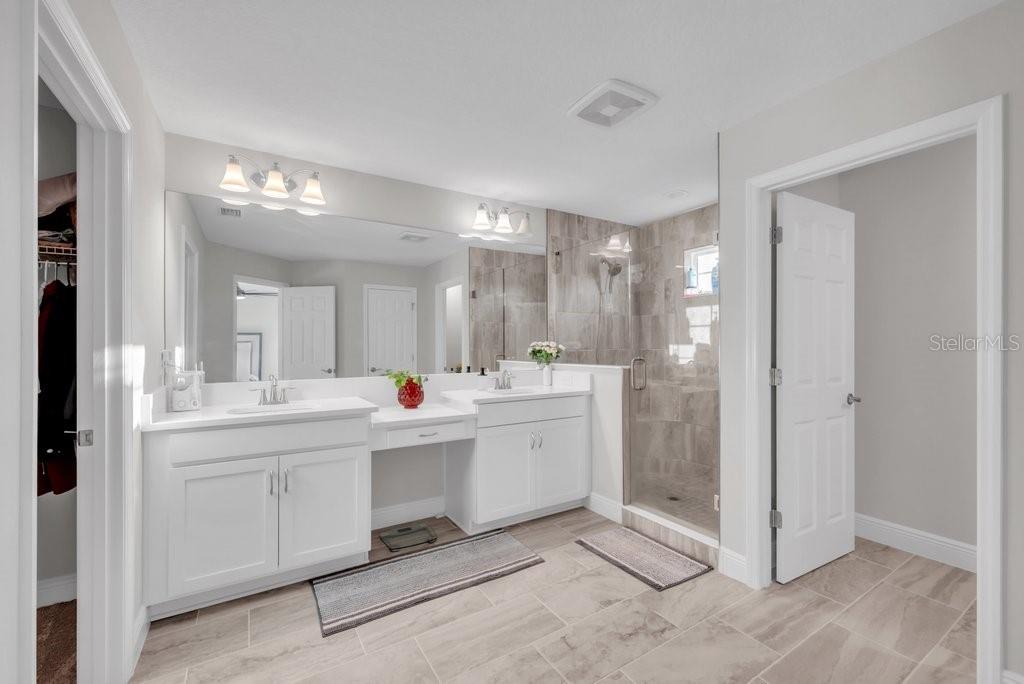 HAWKSTONE - Residential