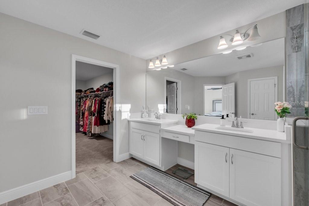 HAWKSTONE - Residential