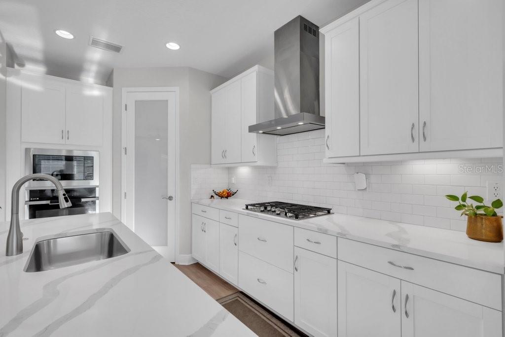 HAWKSTONE - Residential