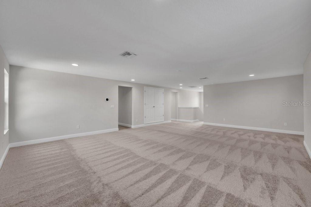 HAWKSTONE - Residential