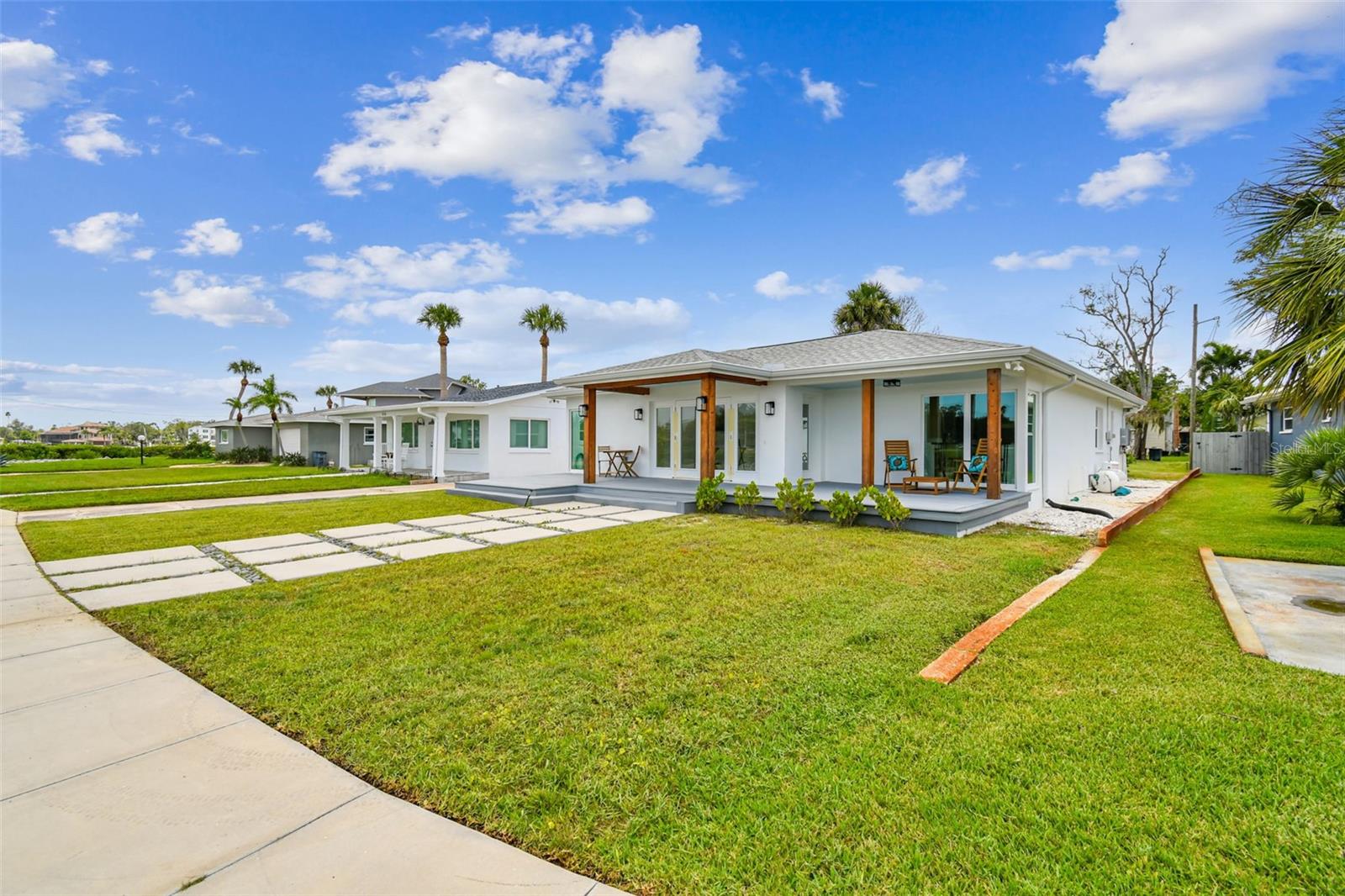 315 S SPRING BOULEVARD