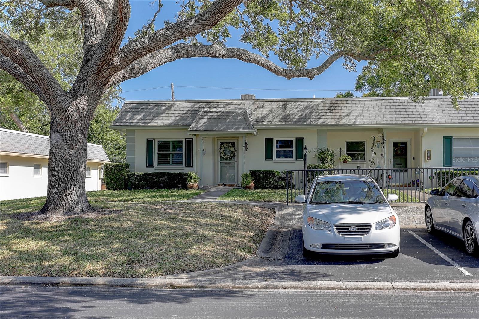 1430 NORMANDY PARK OAKS DRIVE 9