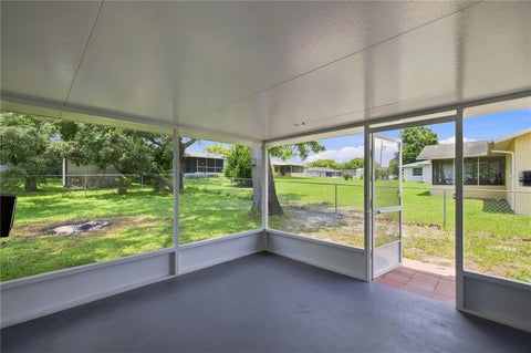 Tiny photo for 510 S Adams Street, Beverly Hills, FL 34465 (MLS # OM729124)