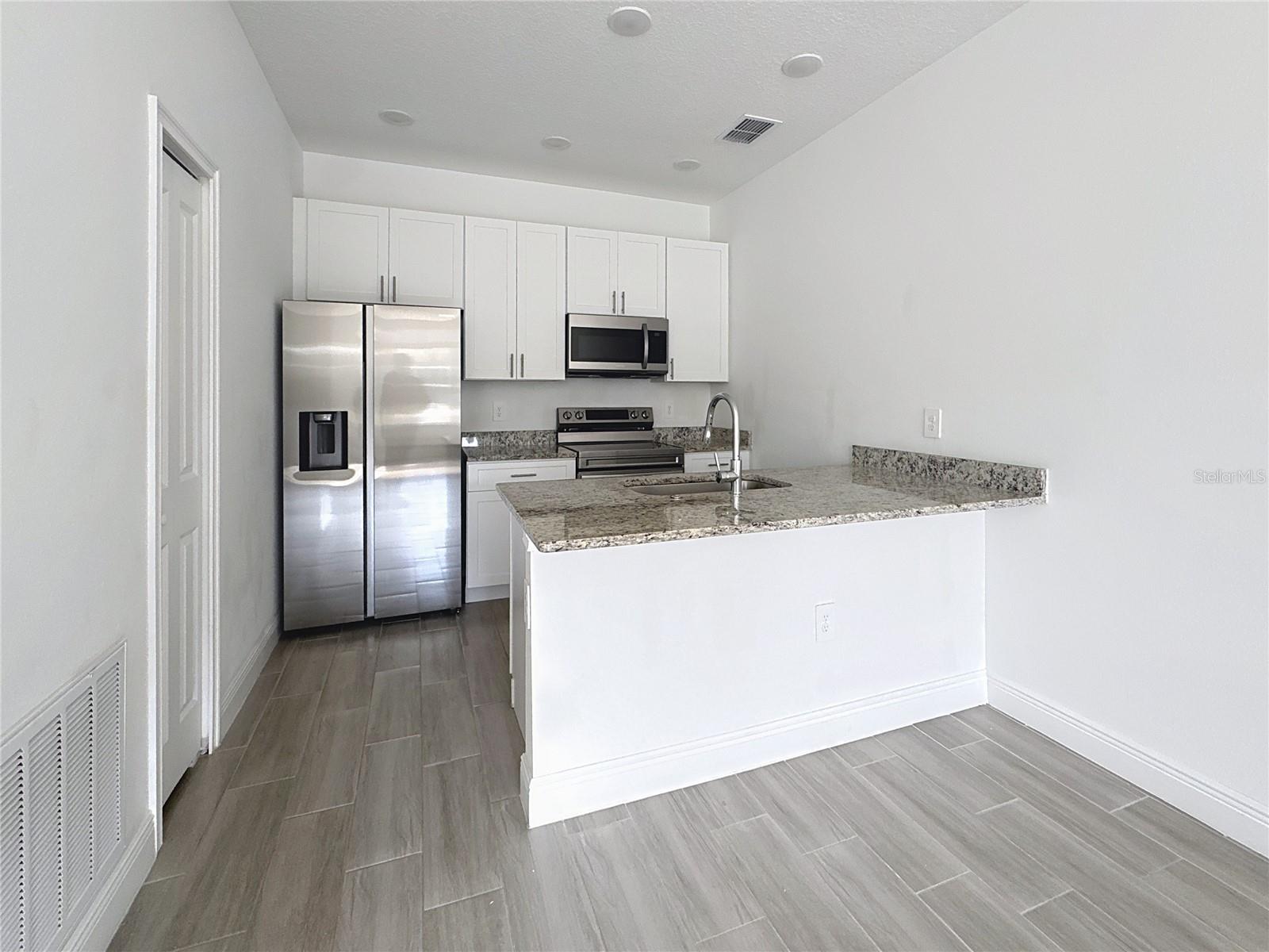 TUSCANY PRESERVE PH 03 - Residential Lease