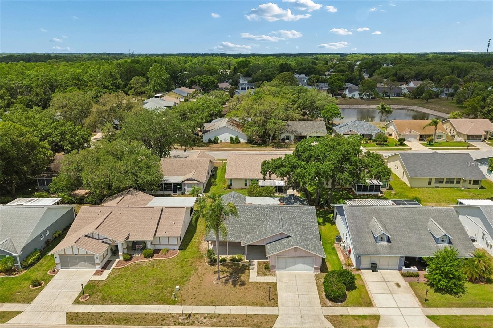 HERITAGE LAKE - Residential