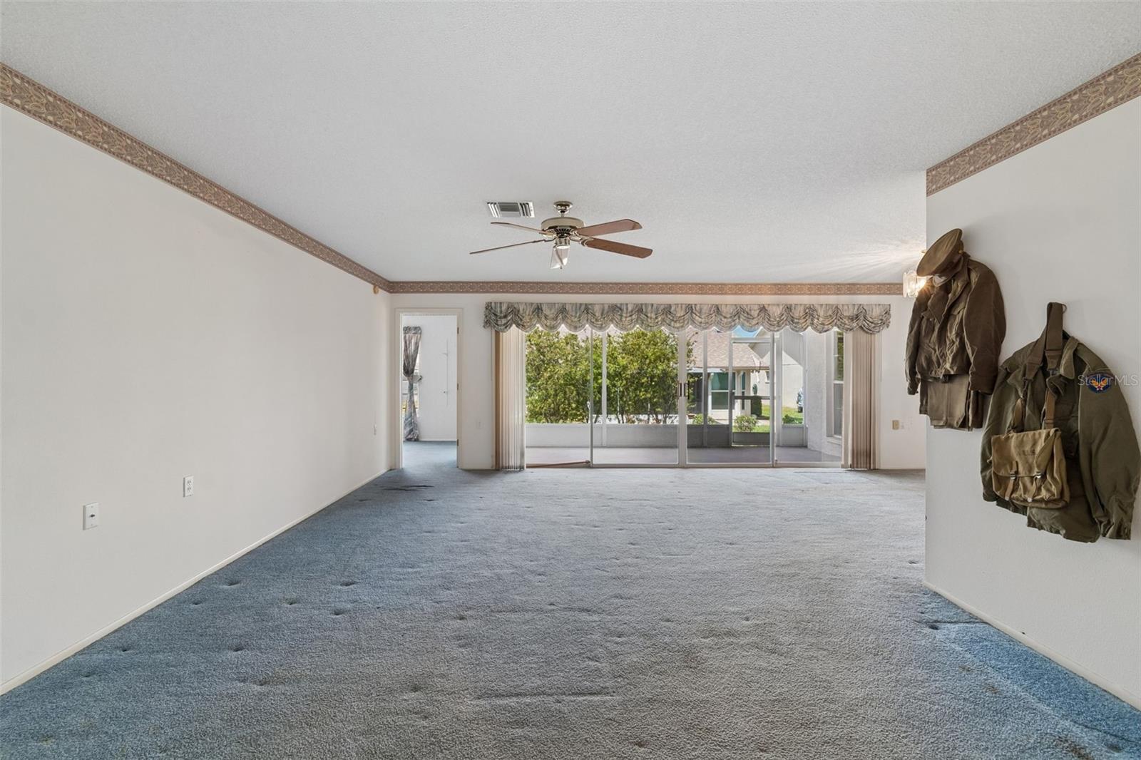 HERITAGE LAKE - Residential