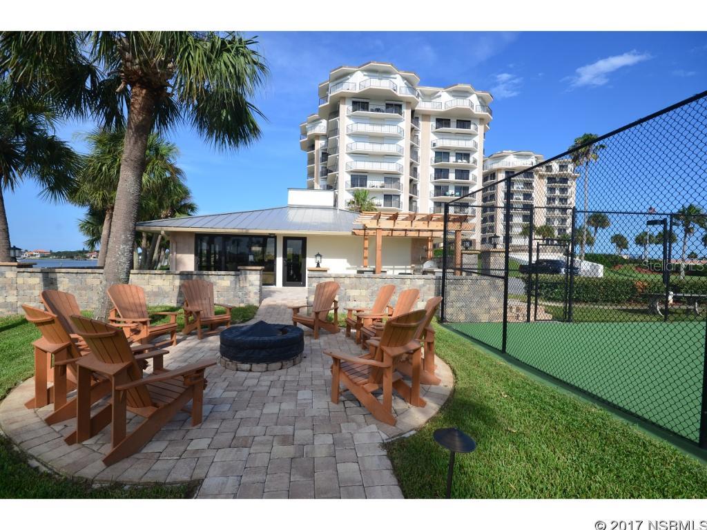 Diamond Head Point Condo - Residential