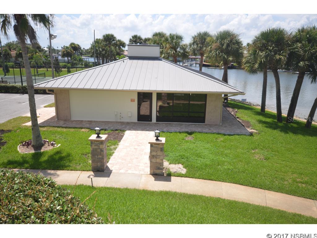 Diamond Head Point Condo - Residential