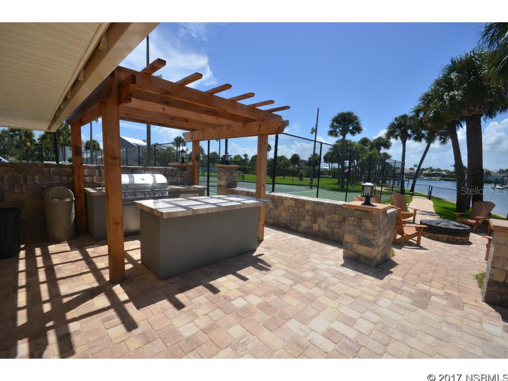 Diamond Head Point Condo - Residential