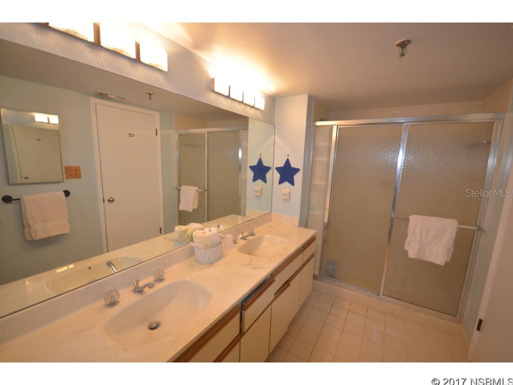 Diamond Head Point Condo - Residential