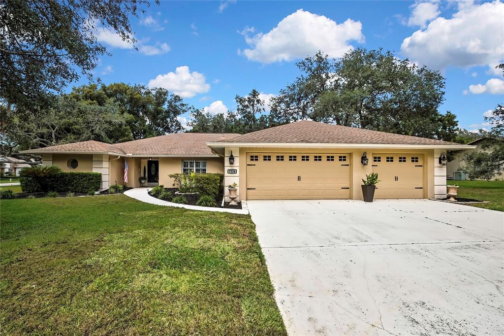 Photo of 7224 Royal Oak Drive, Spring Hill, FL 34607 (MLS # TB8434520)