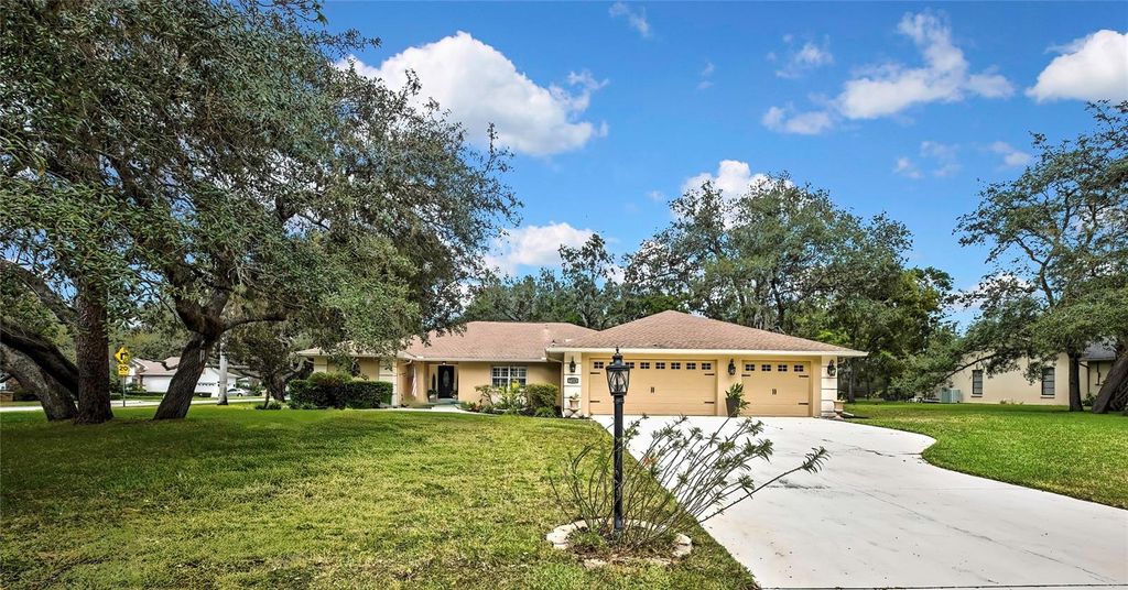 Photo of 7224 Royal Oak Drive, Spring Hill, FL 34607 (MLS # TB8434520)