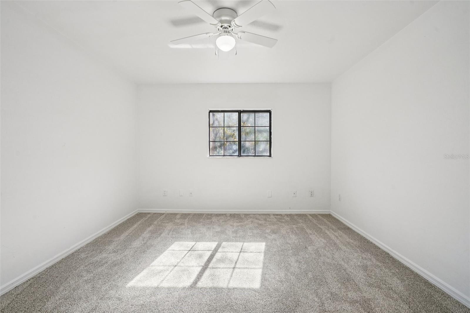 ROCKWOOD VILLAS UNIT II - Residential