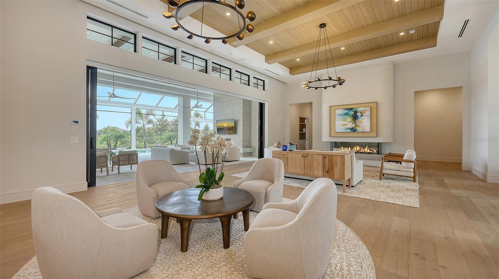 LAKE CLUB PH II - Residential