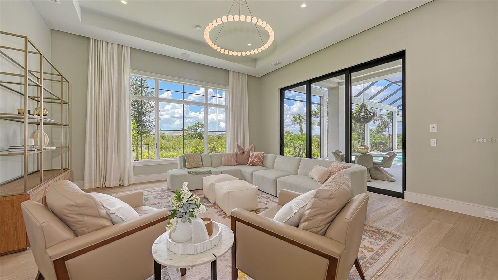 LAKE CLUB PH II - Residential