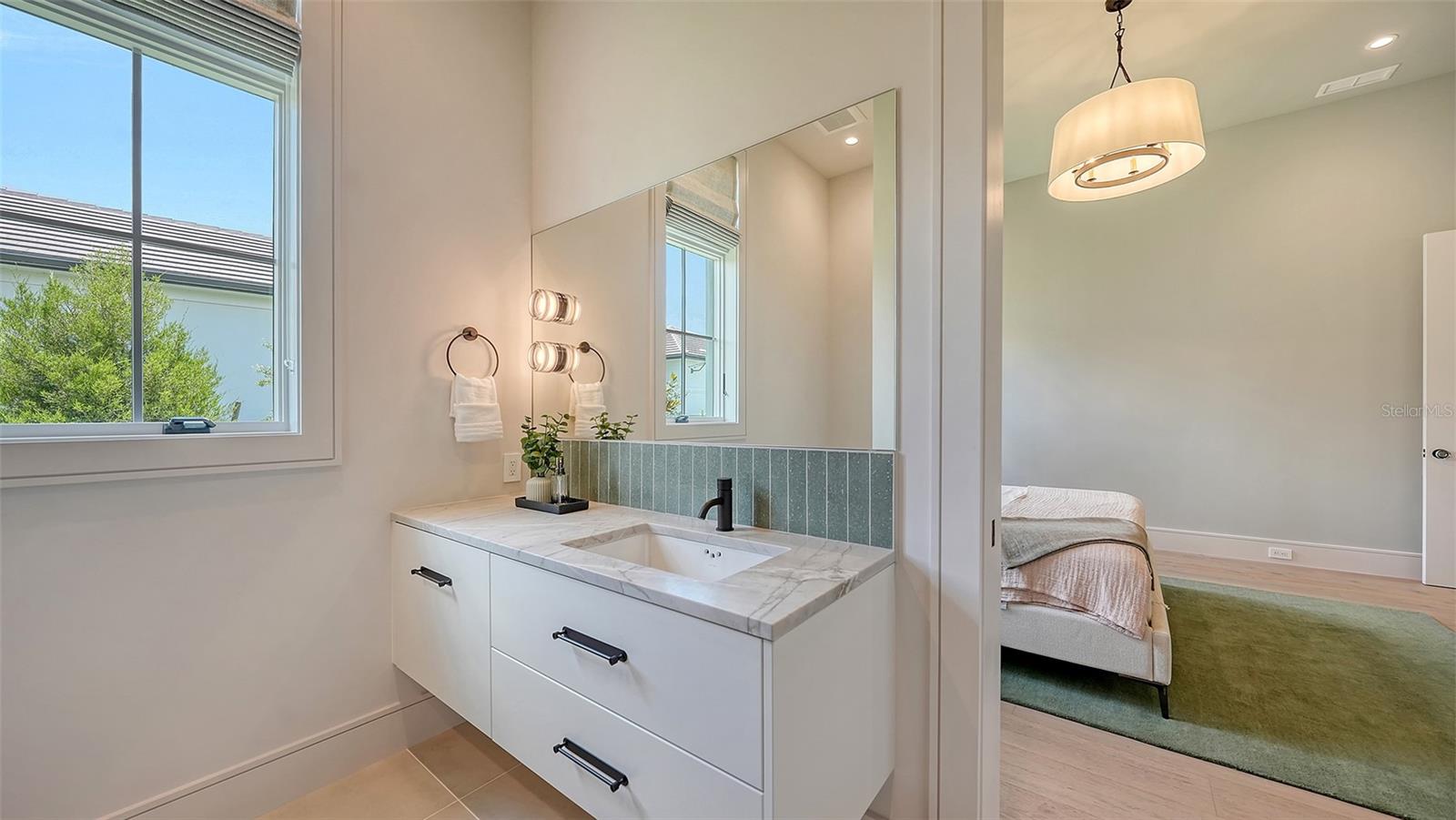 LAKE CLUB PH II - Residential