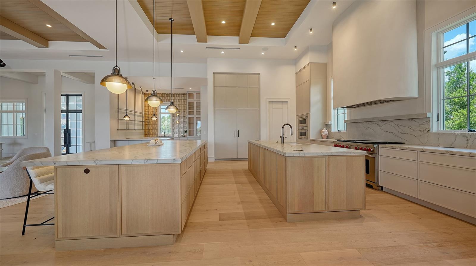 LAKE CLUB PH II - Residential