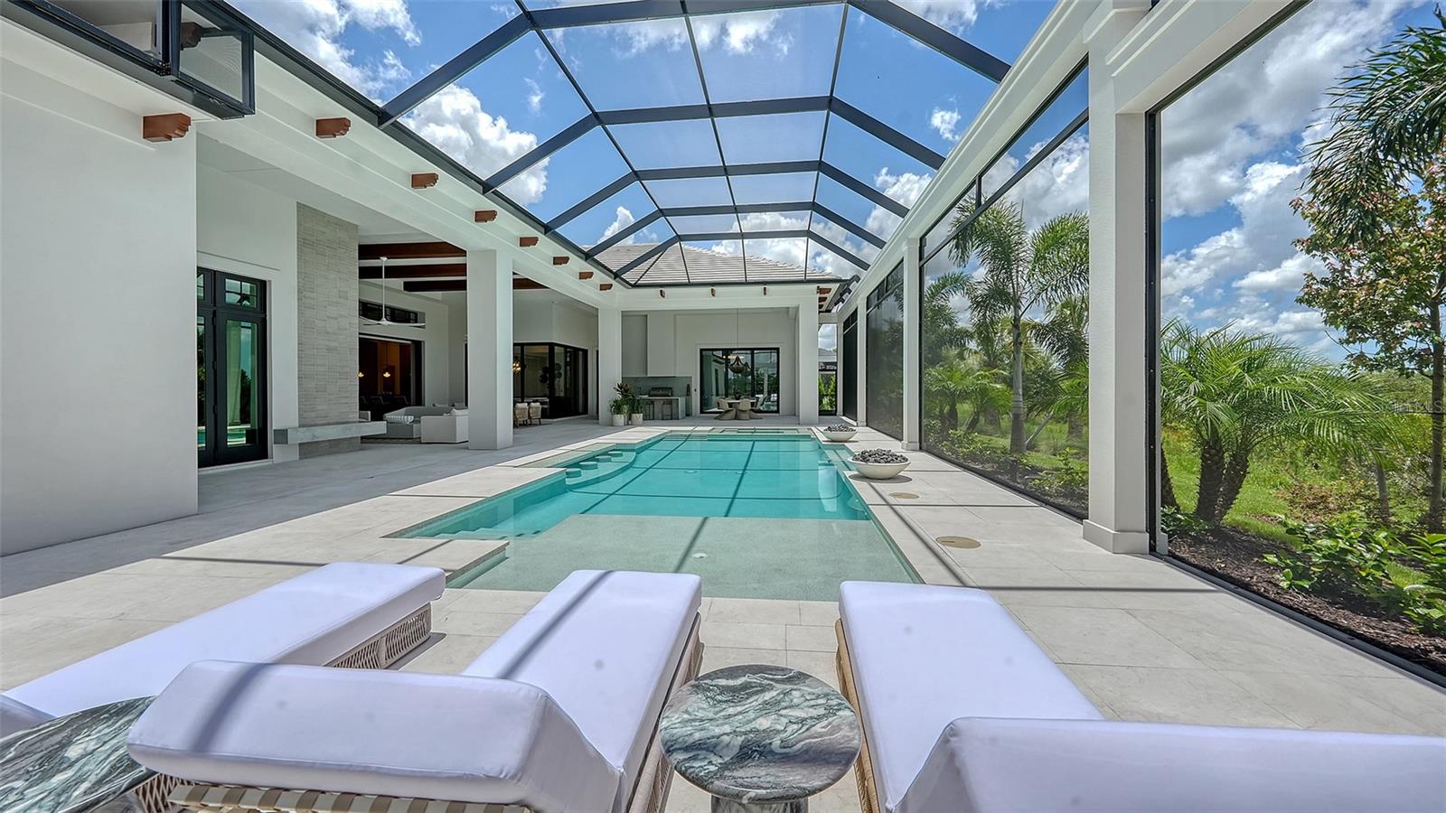 LAKE CLUB PH II - Residential