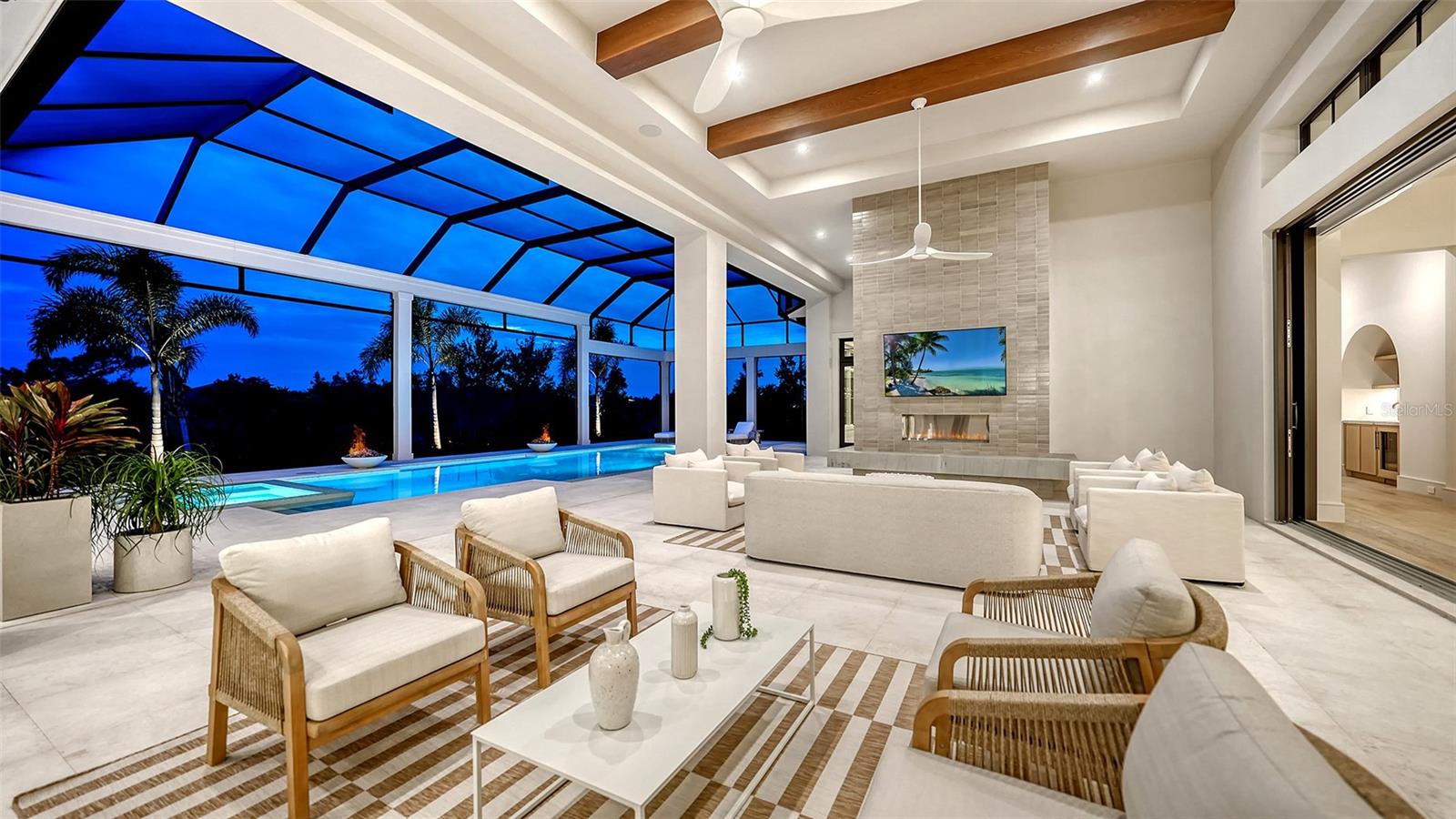 LAKE CLUB PH II - Residential