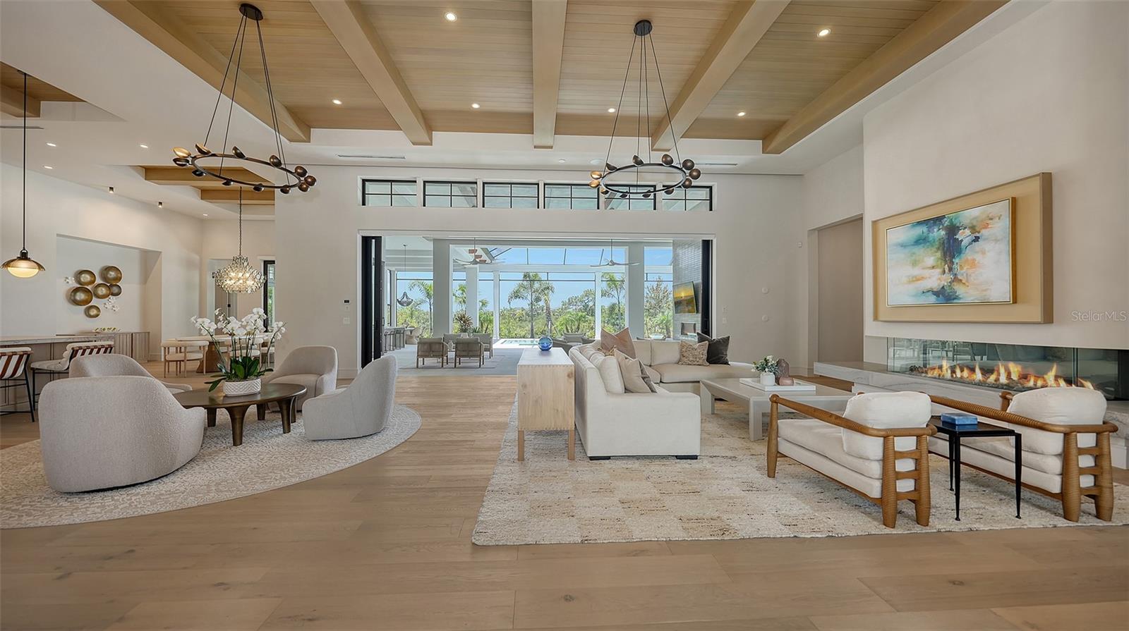 LAKE CLUB PH II - Residential