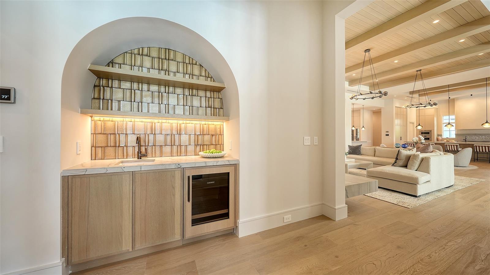 LAKE CLUB PH II - Residential