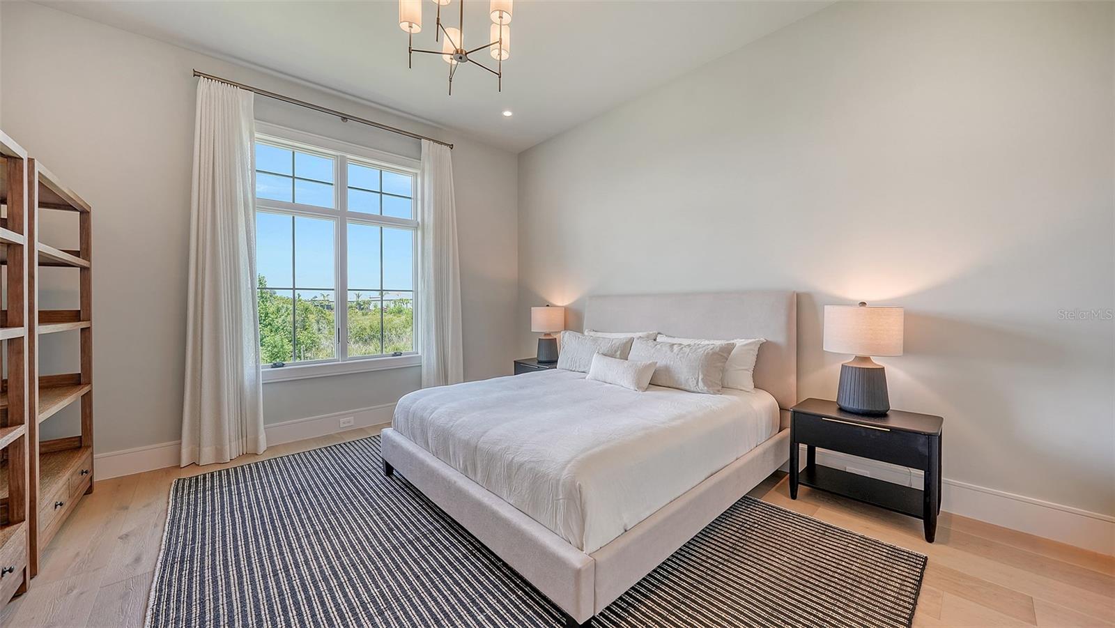 LAKE CLUB PH II - Residential