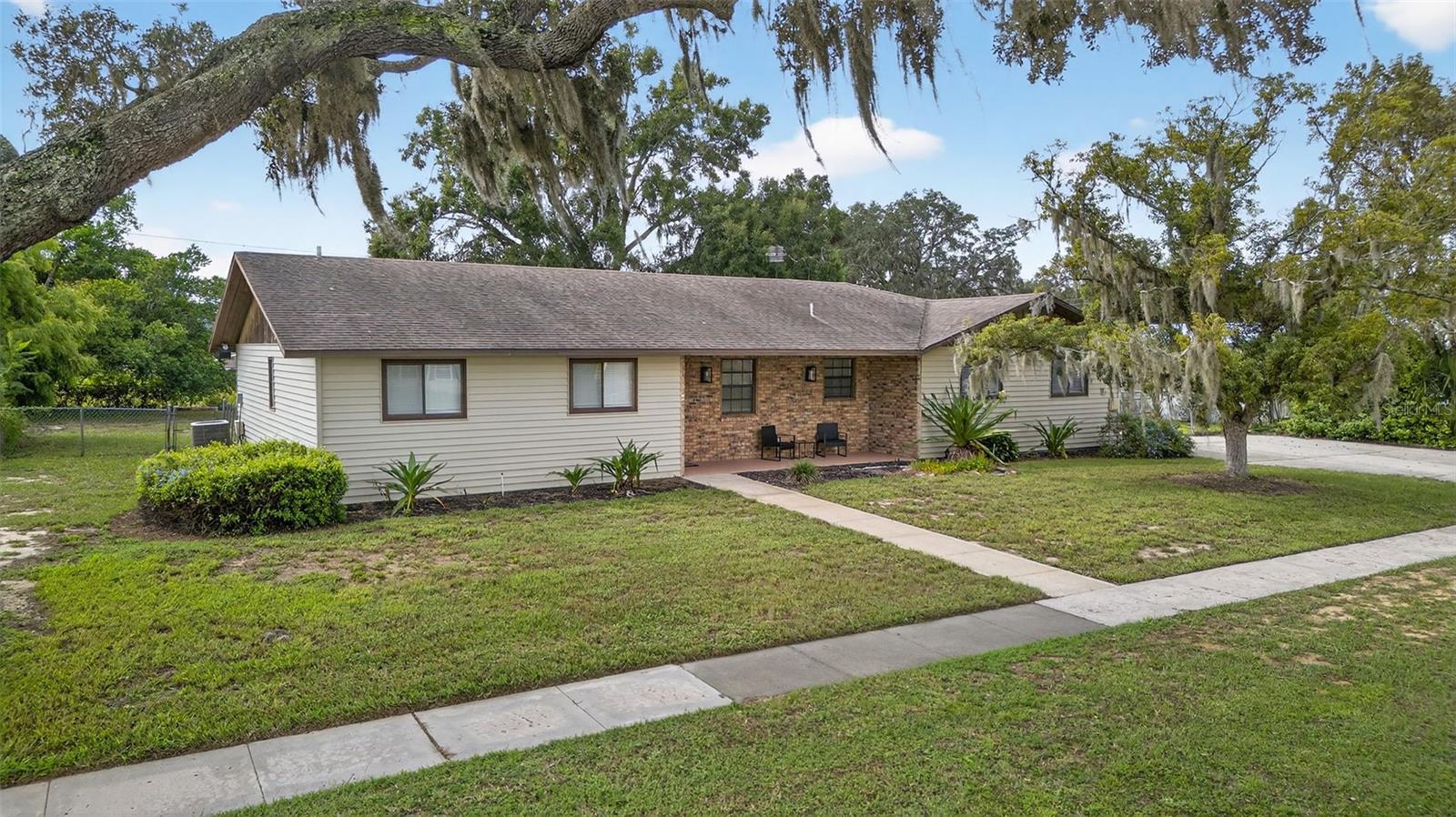 DAVENPORT - Residential