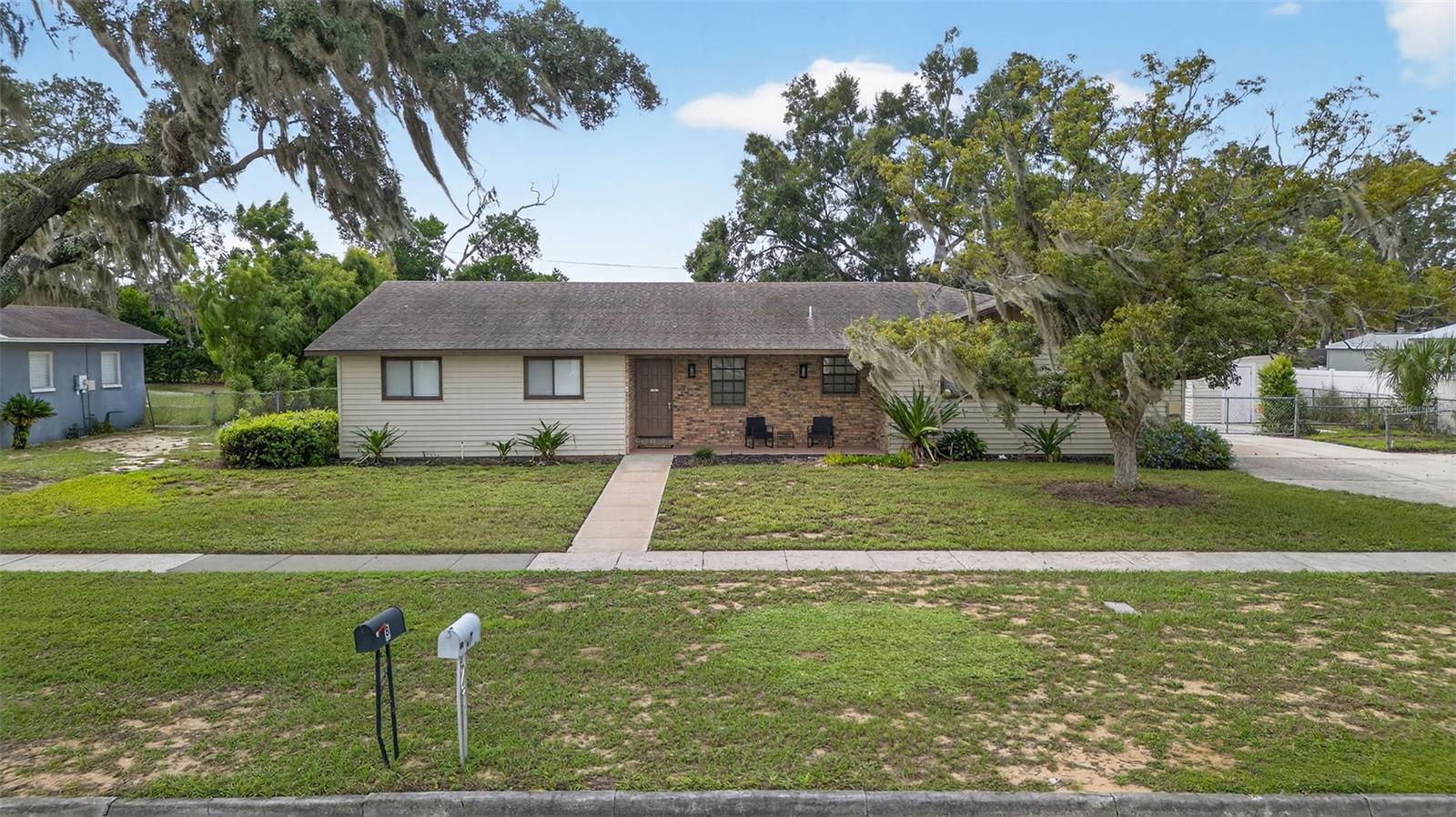 DAVENPORT - Residential