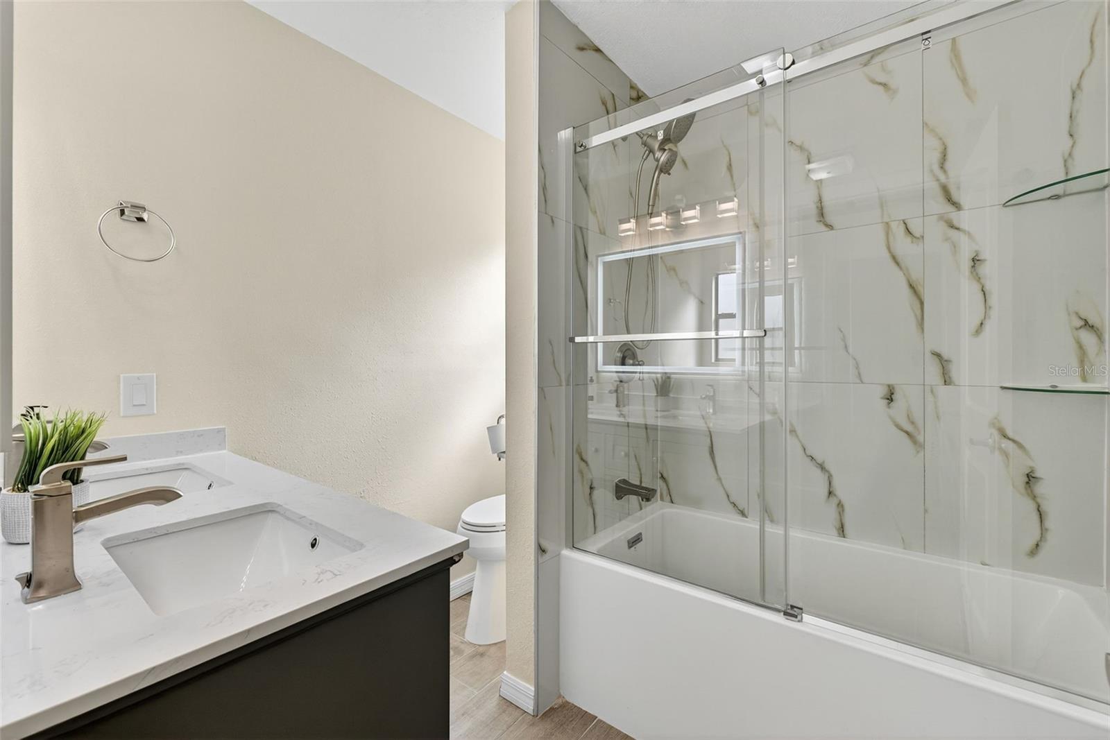 DAVENPORT - Residential