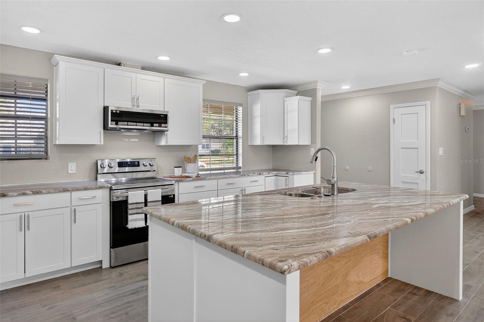 DAVENPORT - Residential