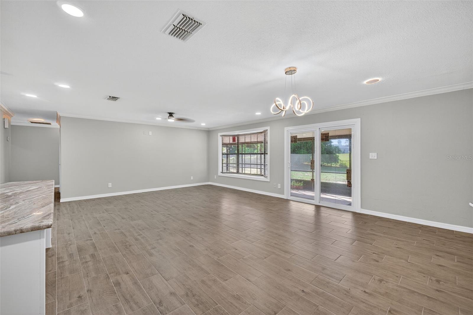 DAVENPORT - Residential