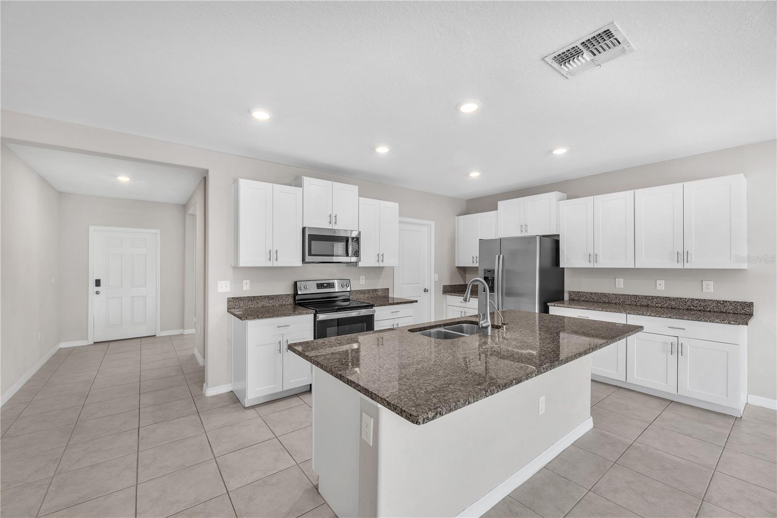 1846 SILVER STAR PLACE