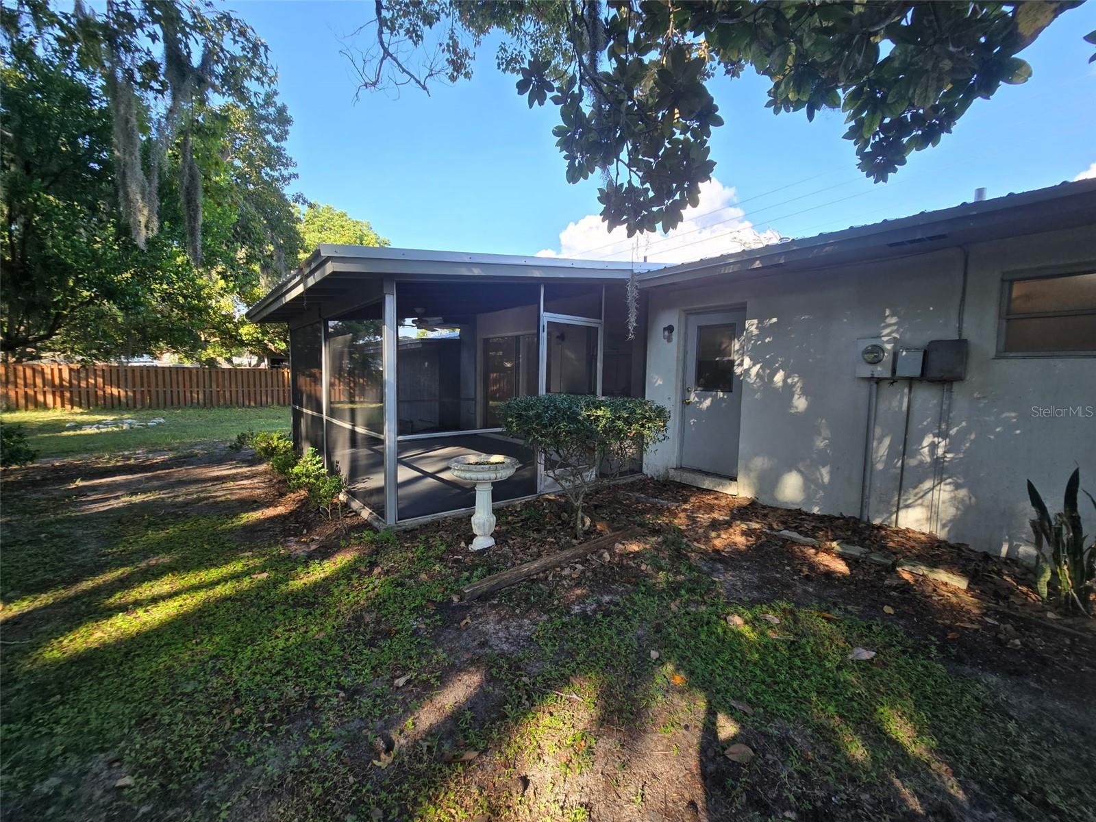 SPRING HILL - Residential Lease