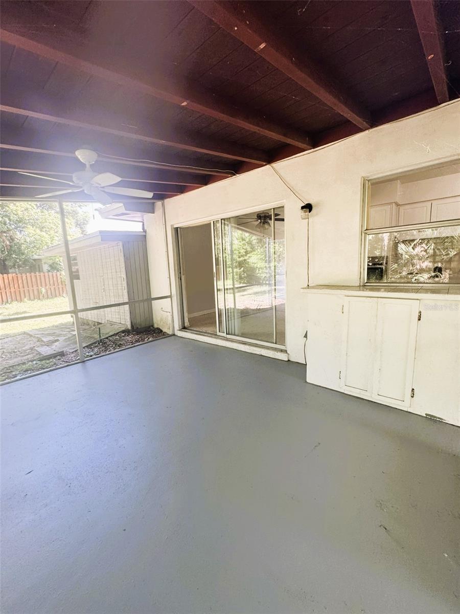 SPRING HILL - Residential Lease