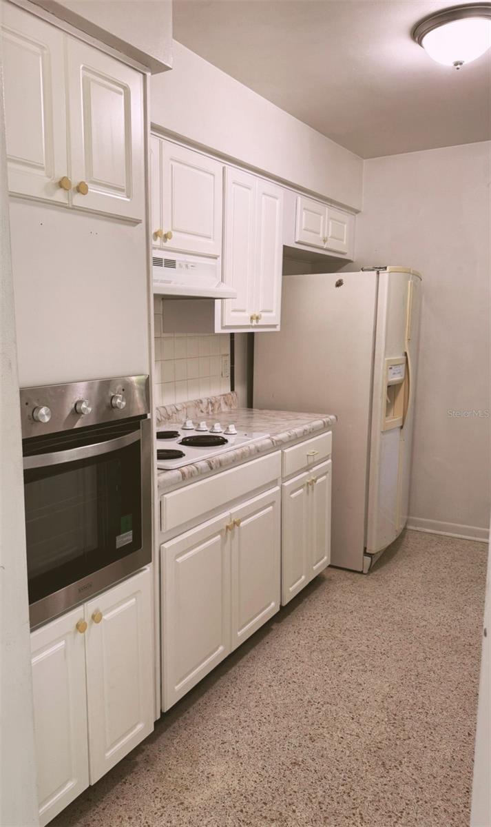 SPRING HILL - Residential Lease