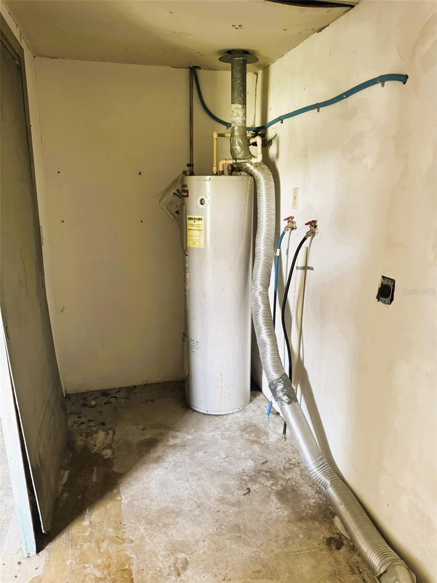SPRING HILL - Residential Lease