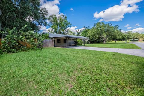 840 HUNTINGTON PLACE ORLANDO FL 32803