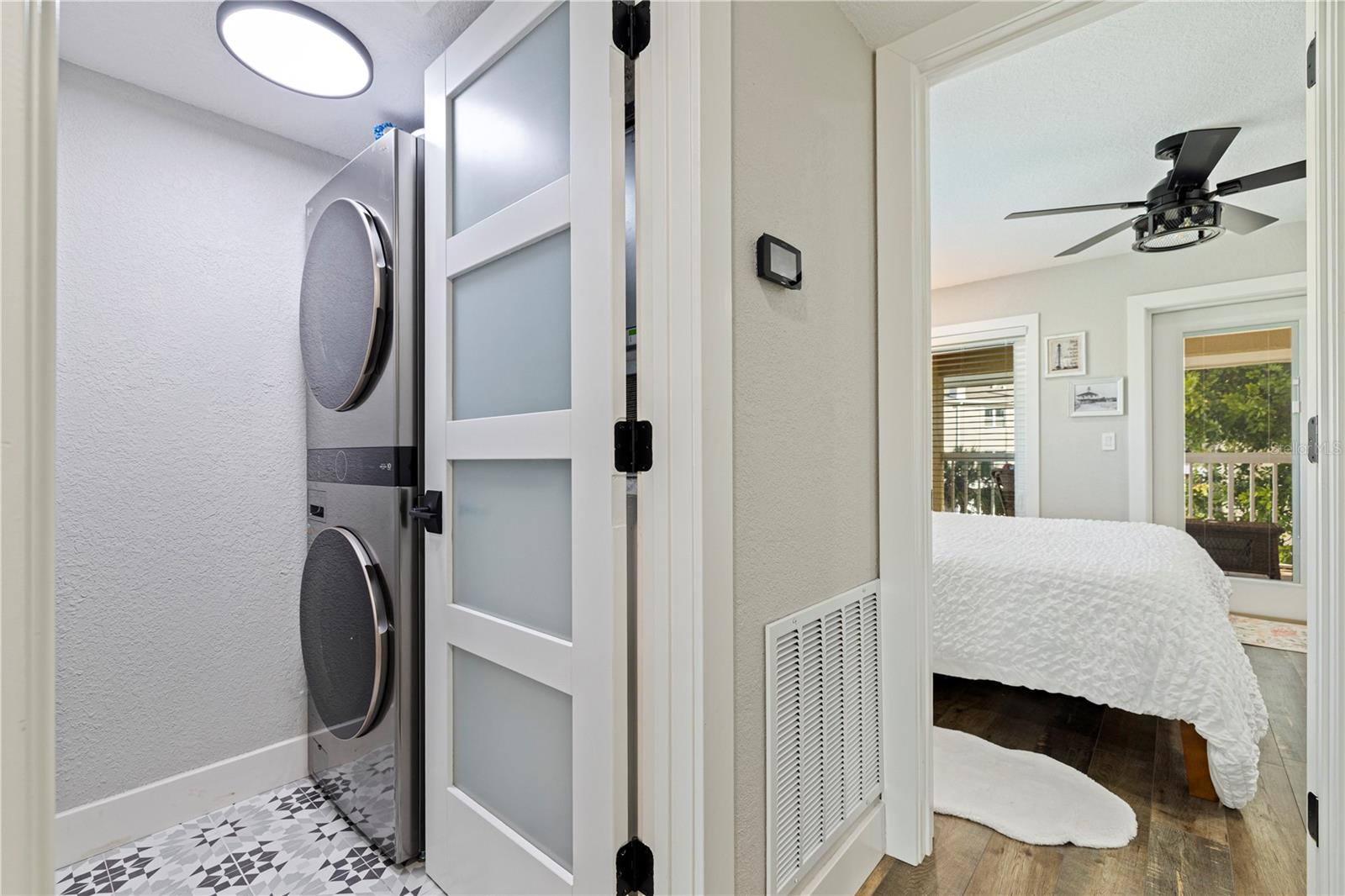 OLD ISLAND INN CONDO - Residential