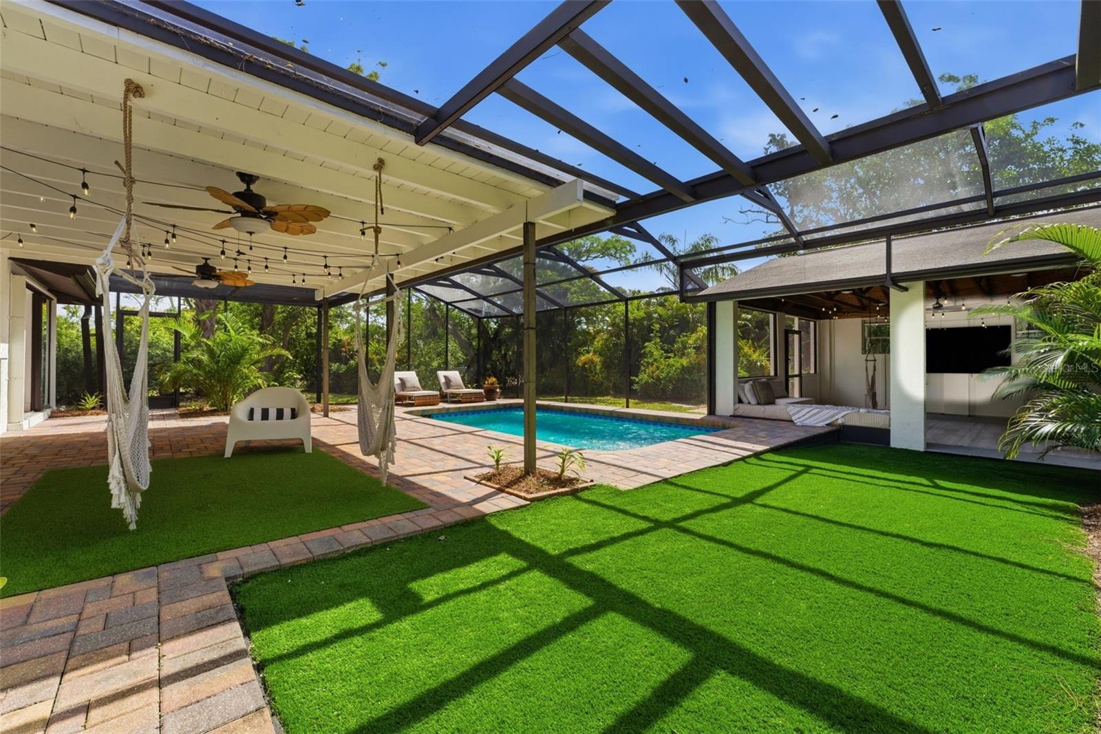 ENGLEWOOD GARDENS UNIT 4 - Residential