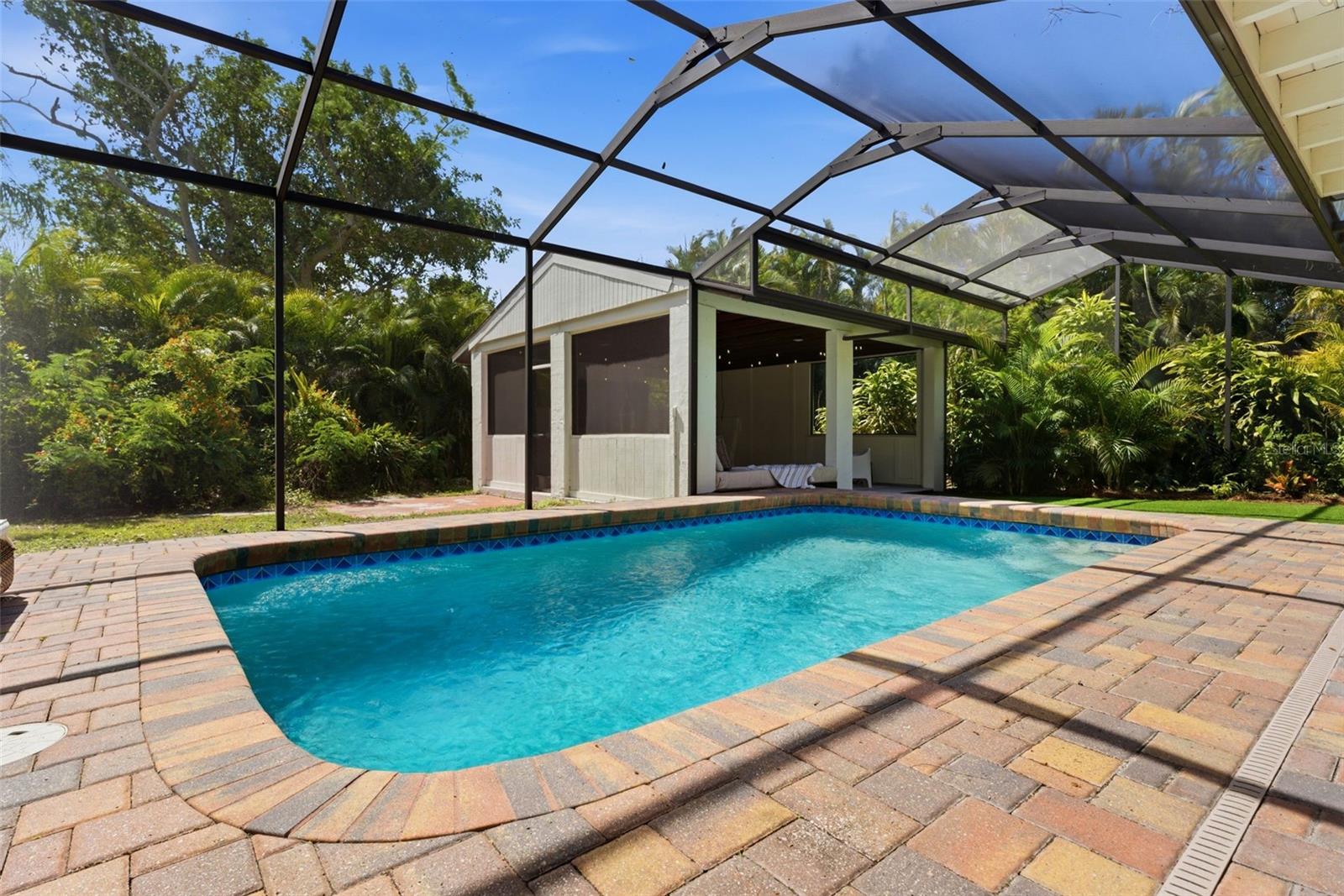 ENGLEWOOD GARDENS UNIT 4 - Residential