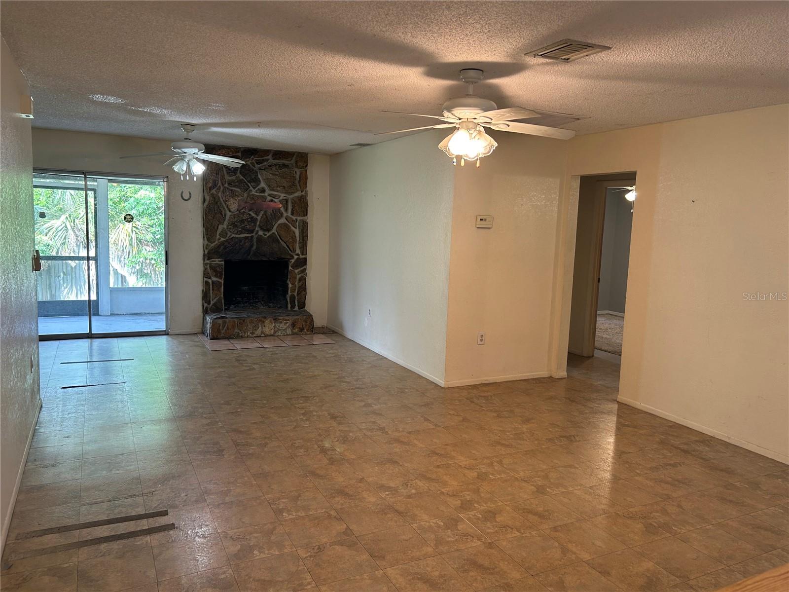 6159 WAYSIDE COURT