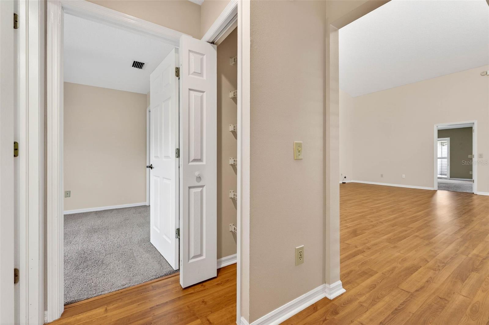 NORTH OAKCREST UNIT 1 - Residential