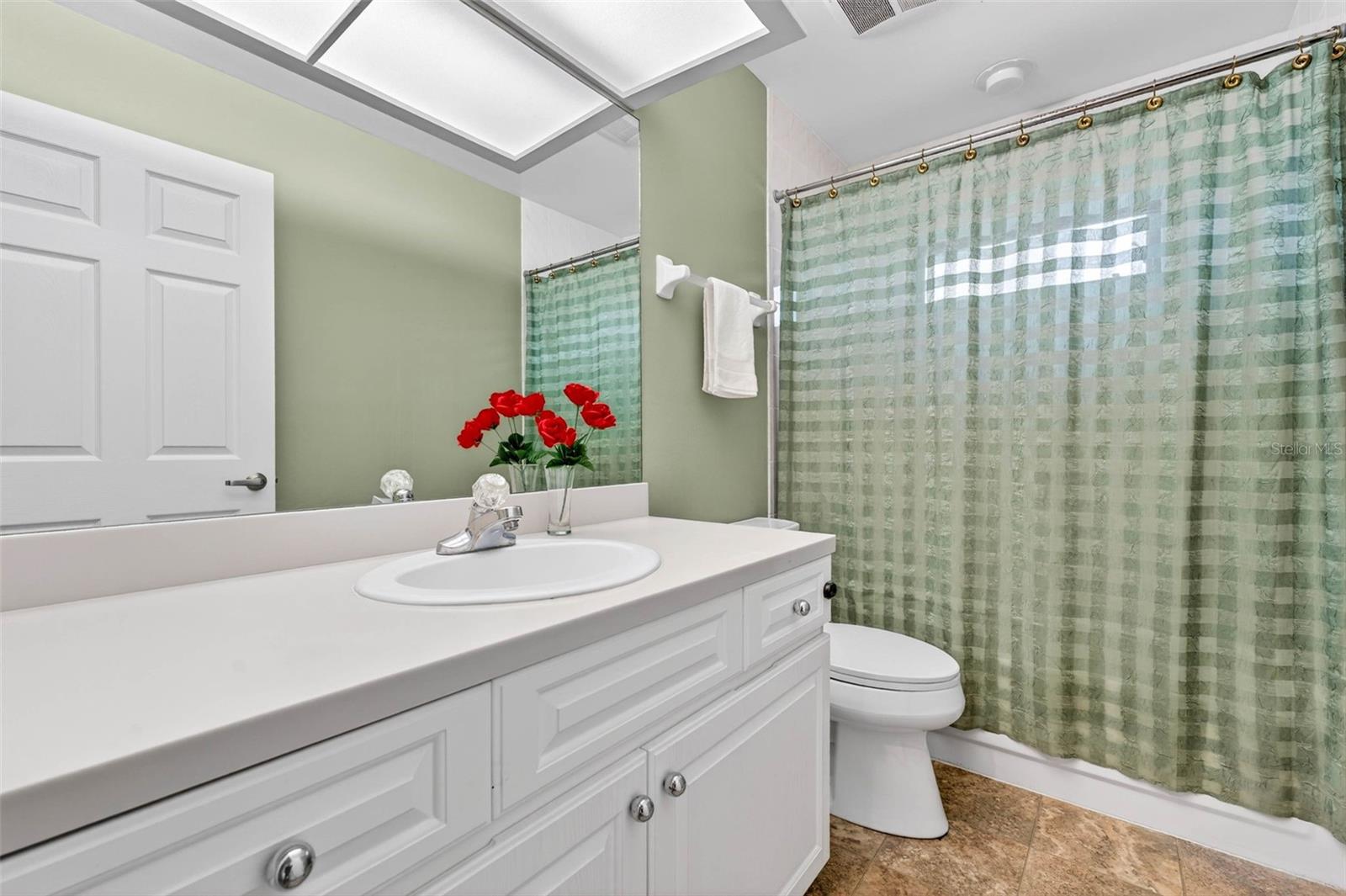 NORTH OAKCREST UNIT 1 - Residential