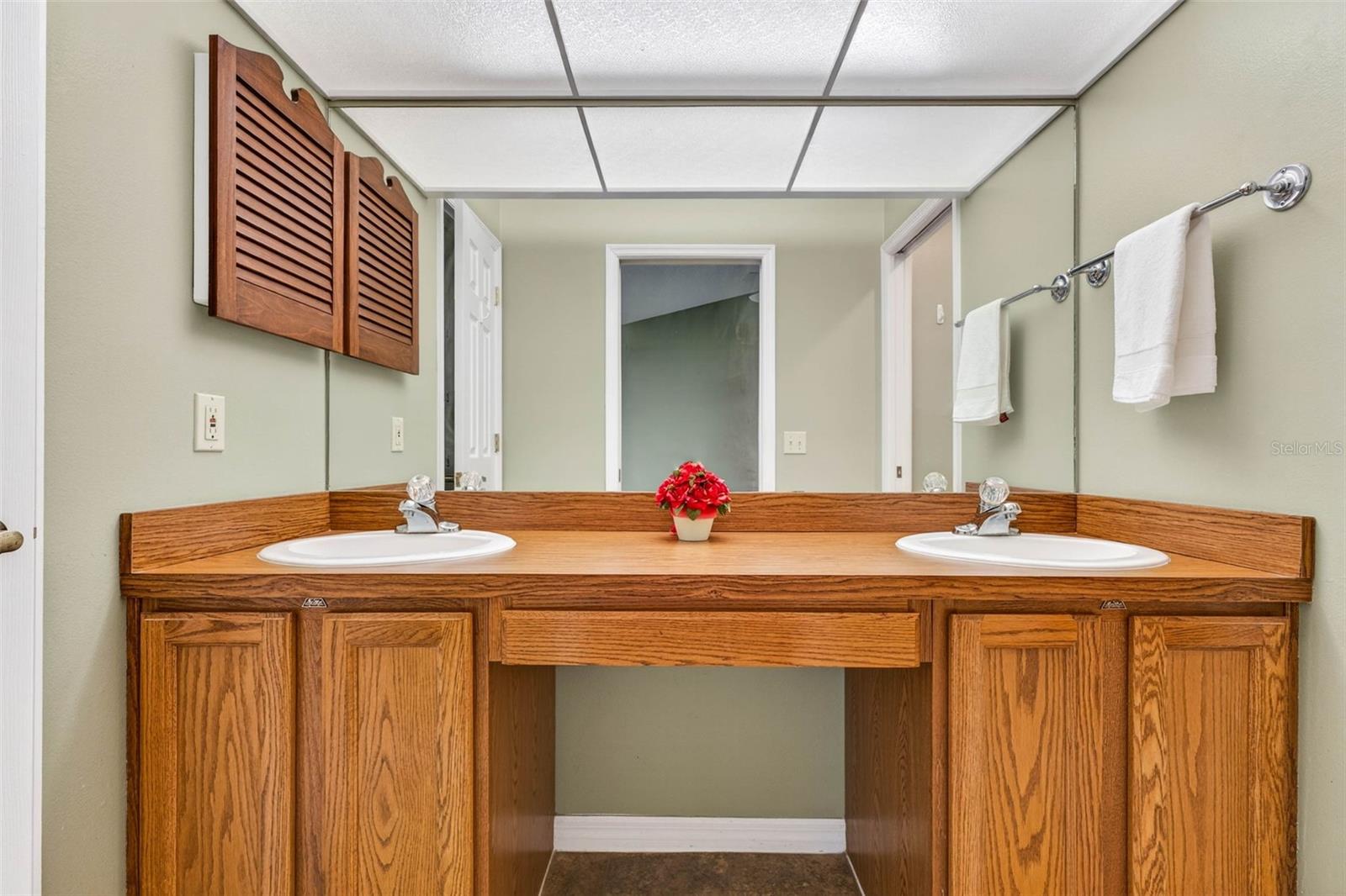 NORTH OAKCREST UNIT 1 - Residential