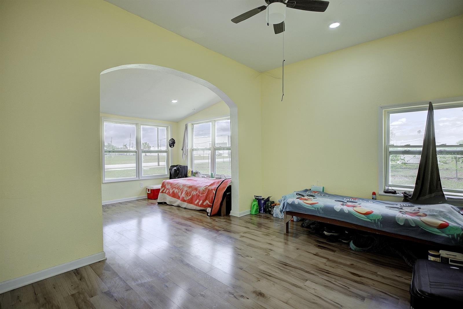 TOWN OF AVON PARK - Residential