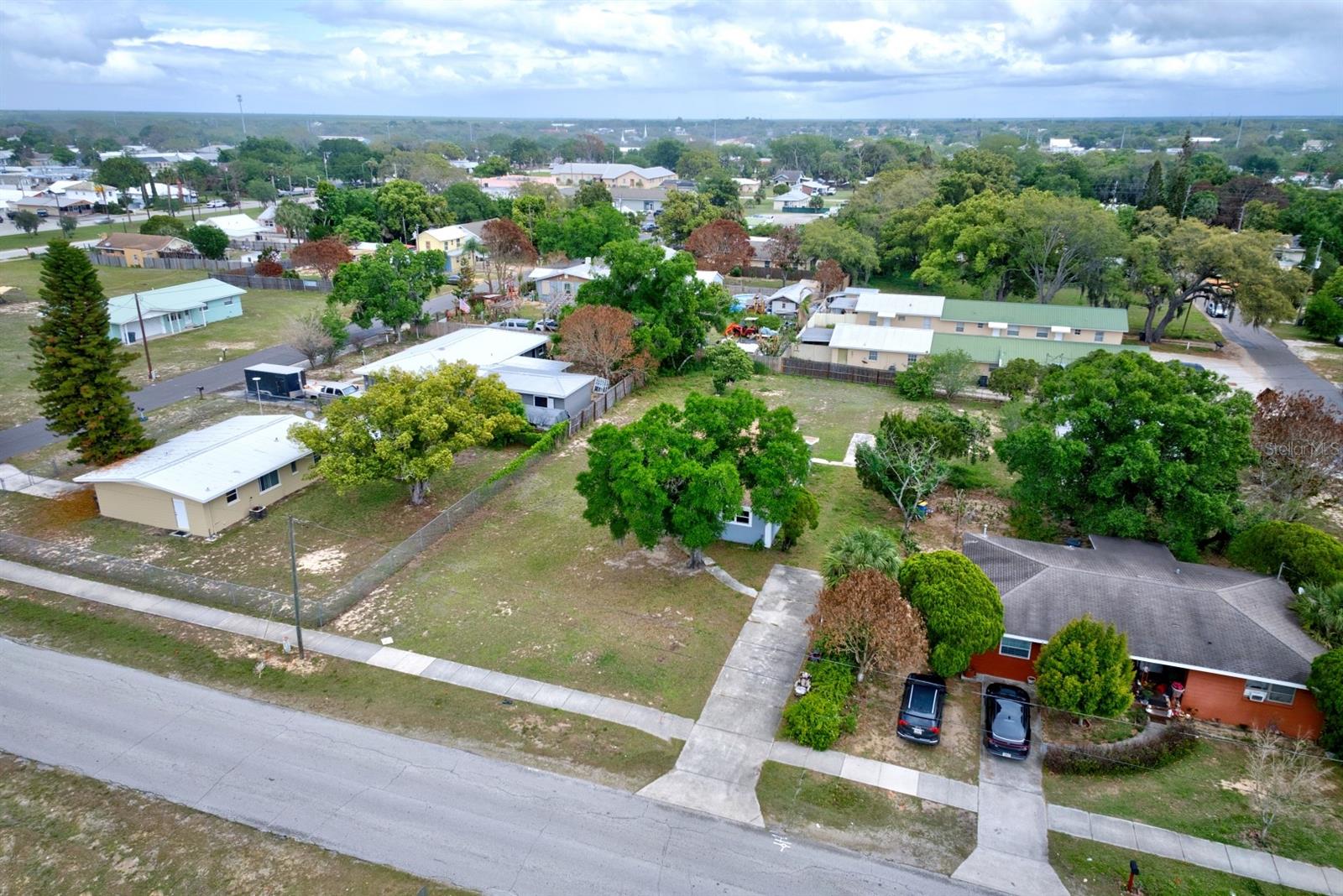 TOWN OF AVON PARK - Residential